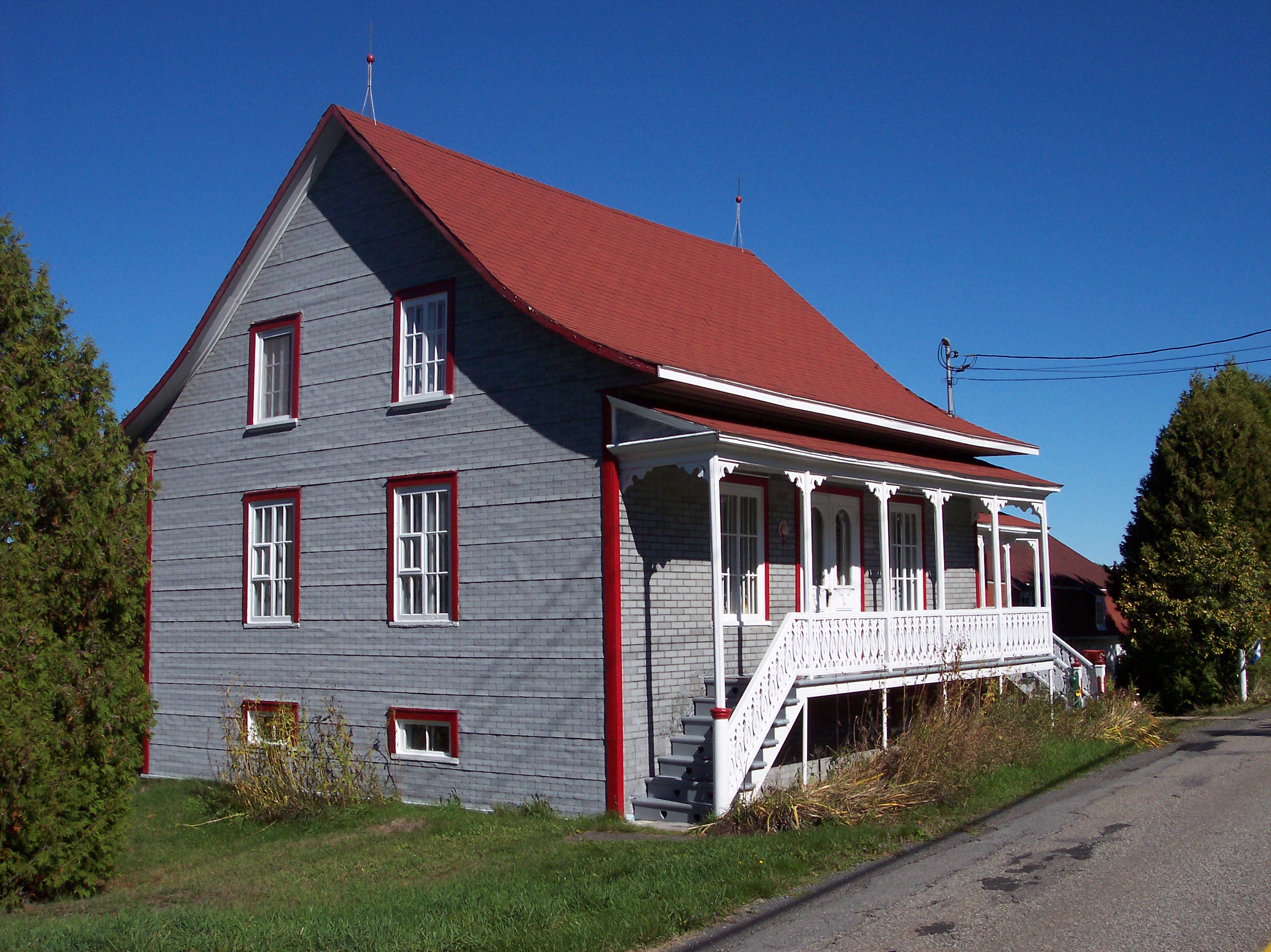 262-262A, rue de Sainte-Cécile-du-Bic © Société rimouskoise du patrimoine